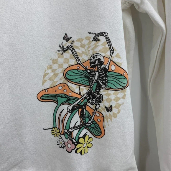 The Vinyl Icons Women's Skeleton Mushroom Graphic Sweatshirt In White SZ S NWT - Picture 5 of 14